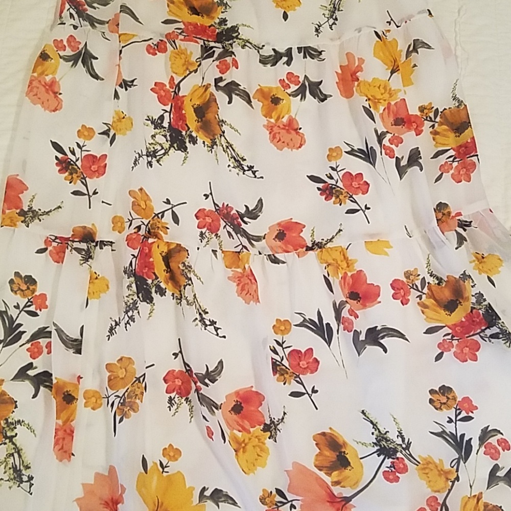 Loft brand floral spring or fall skirt